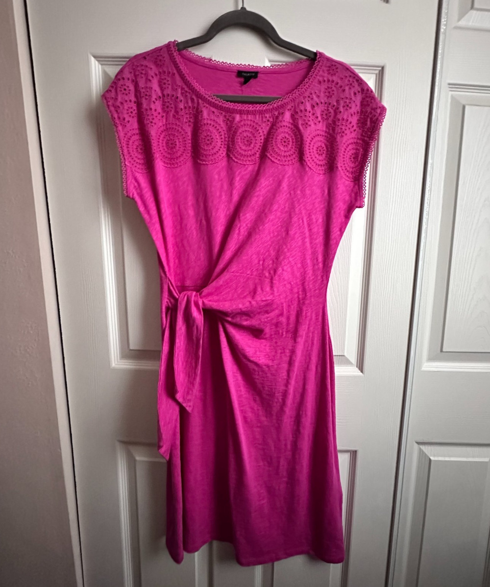 Talbots Nantucket Pink Eyelet Lace Yoke Tie Waist Cap Sleeve Cotton Dress Medium